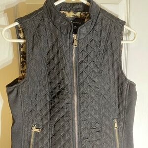 New Direction Black Petite Medium Quilted Vest Cheetah Print Lining